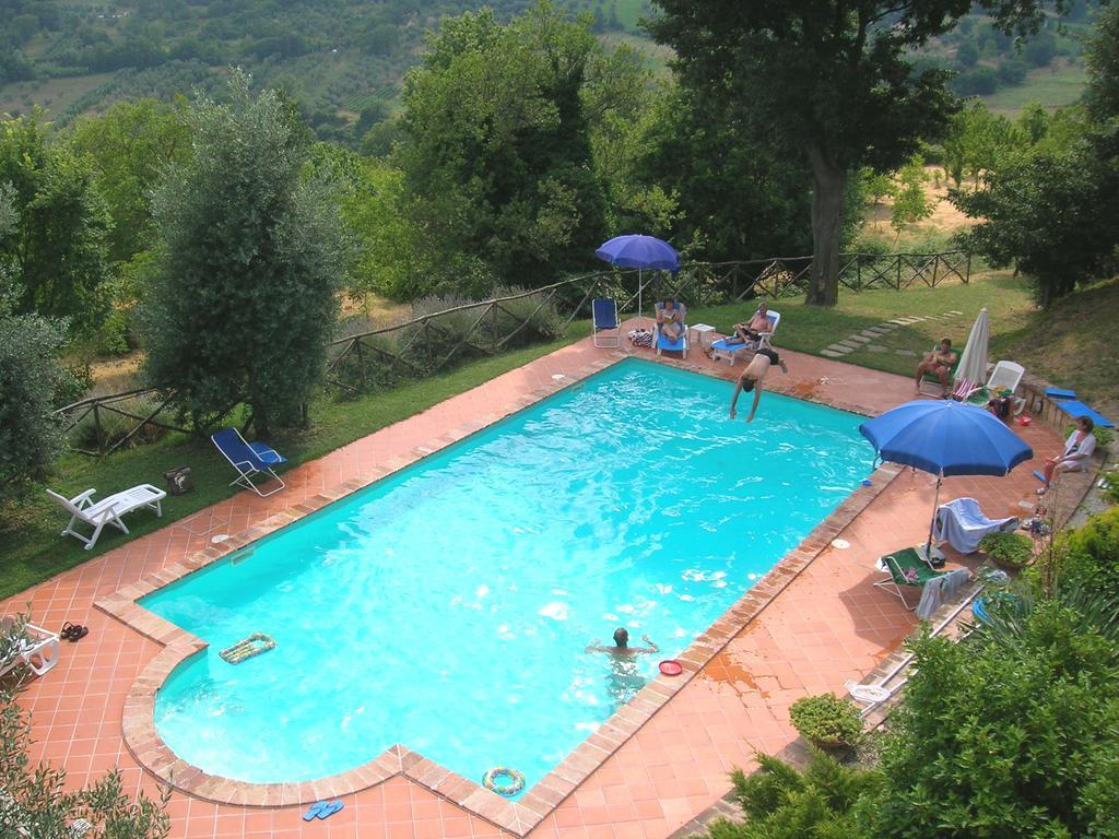 Agriturismo Podere Luchiano Amelia Eksteriør billede